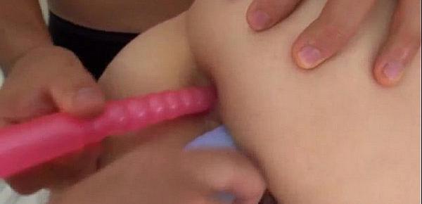  Rei Furuse moans hard with both her holes pumped
